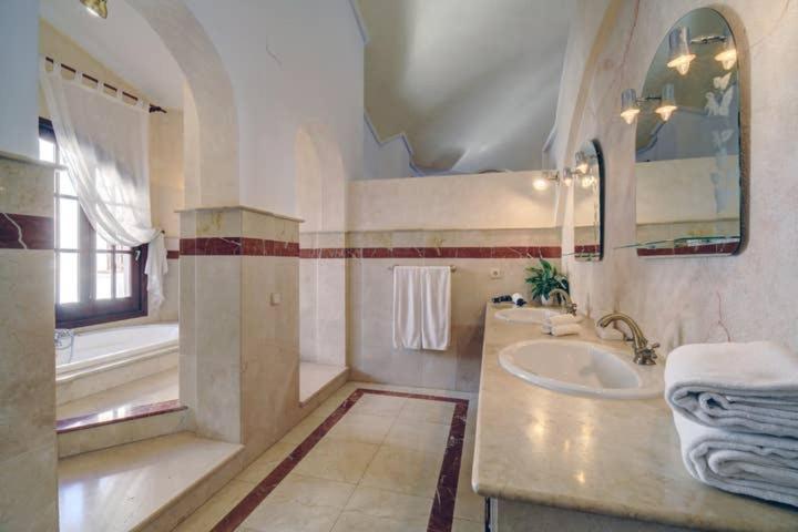 Villa Lampara En La Colina 贝纳阿维斯 外观 照片